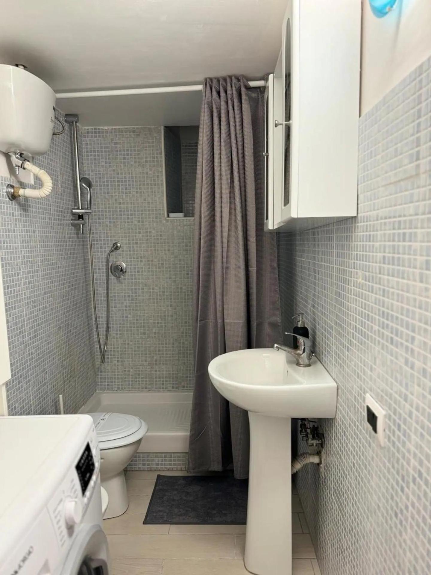 Cairoli 2 House G&B Termini Apartment Rome Exterior photo